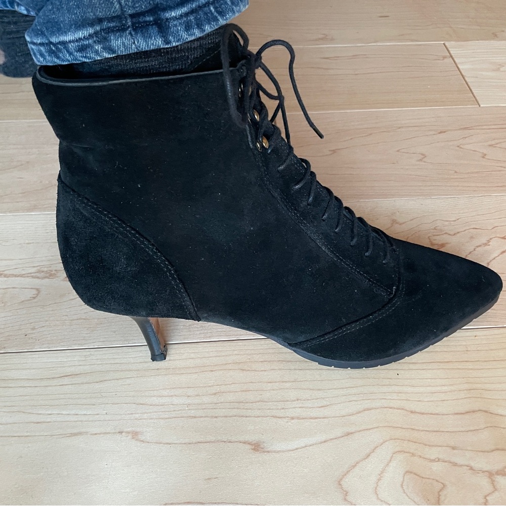 LK Bennett Black Lace Up heeled suede Ankle Boots size 41